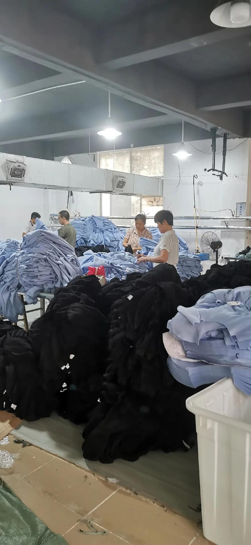 走進服裝制造的心臟地帶 服裝廠車間實拍紀實
